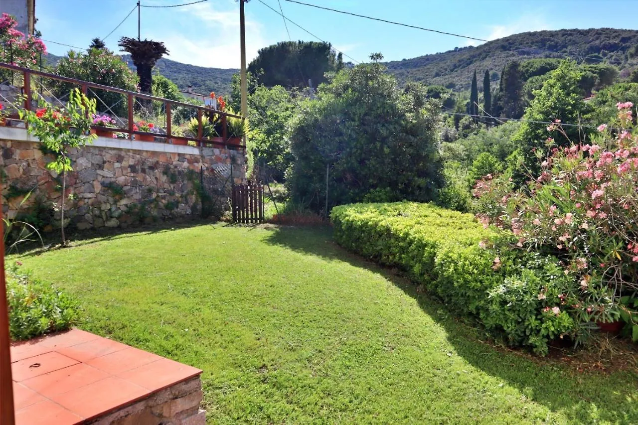Casa Del Mare - Oasi Verde A Soli 100M Dal Mare! Marciana Marina  0*, Marciana Marina (Isola d'Elba)
